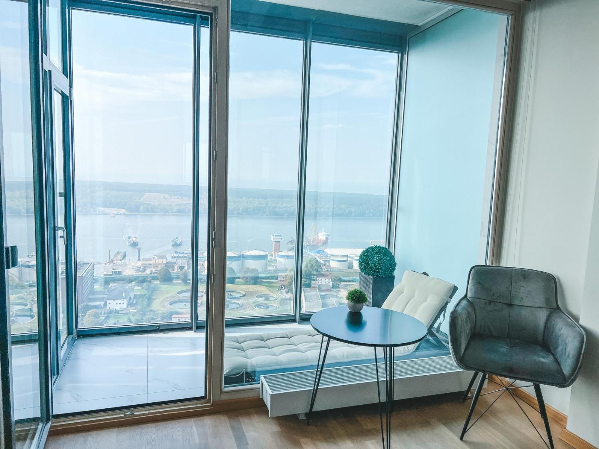 Up 34 Floor Apartments Клайпеда Екстериор снимка